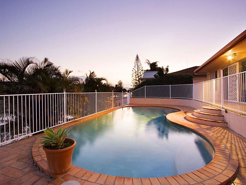 8 Rudder Court, MERMAID WATERS QLD 4218, Mermaid Waters - Thumbnail 2