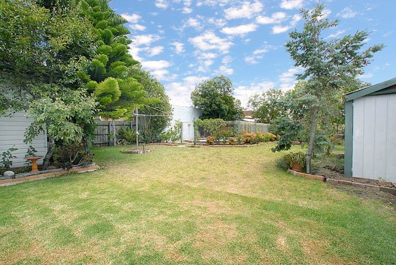 16 Parsons Street, MORDIALLOC VIC 3195, Mordialloc - Thumbnail 3