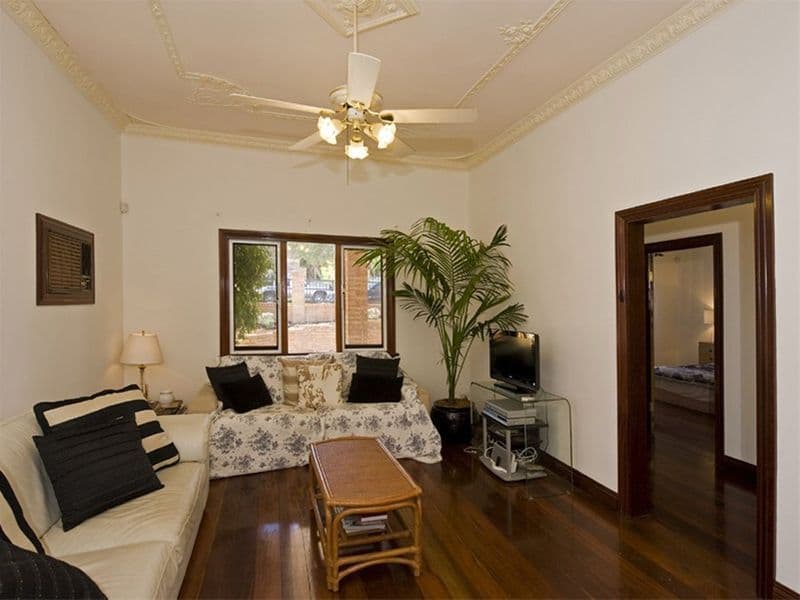 20 Chilton Street, Moura, QLD, 4718, Moura - Thumbnail 2