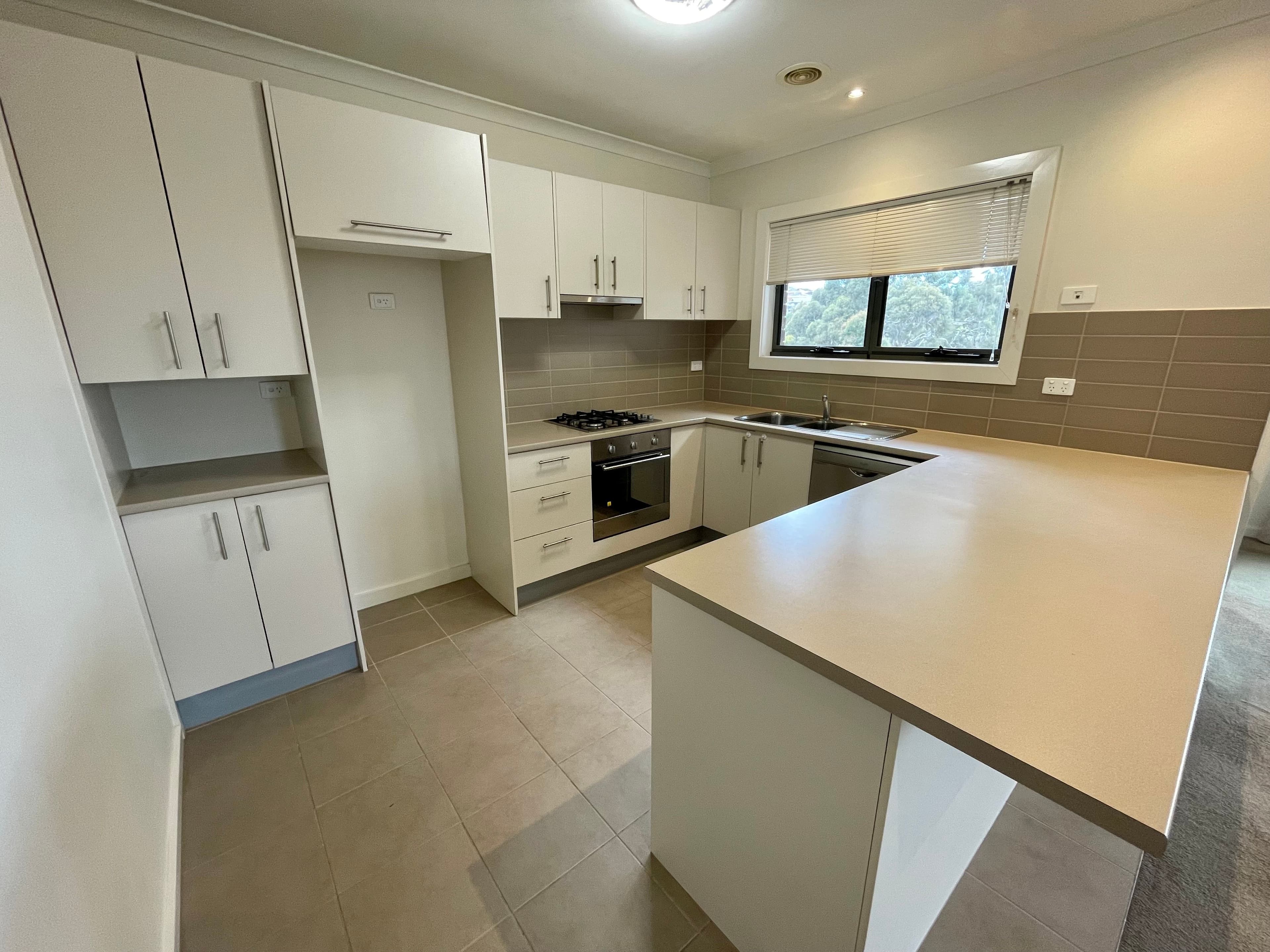 9 Wallaby Walk, Sunbury VIC 3429, Sunbury - Thumbnail 3