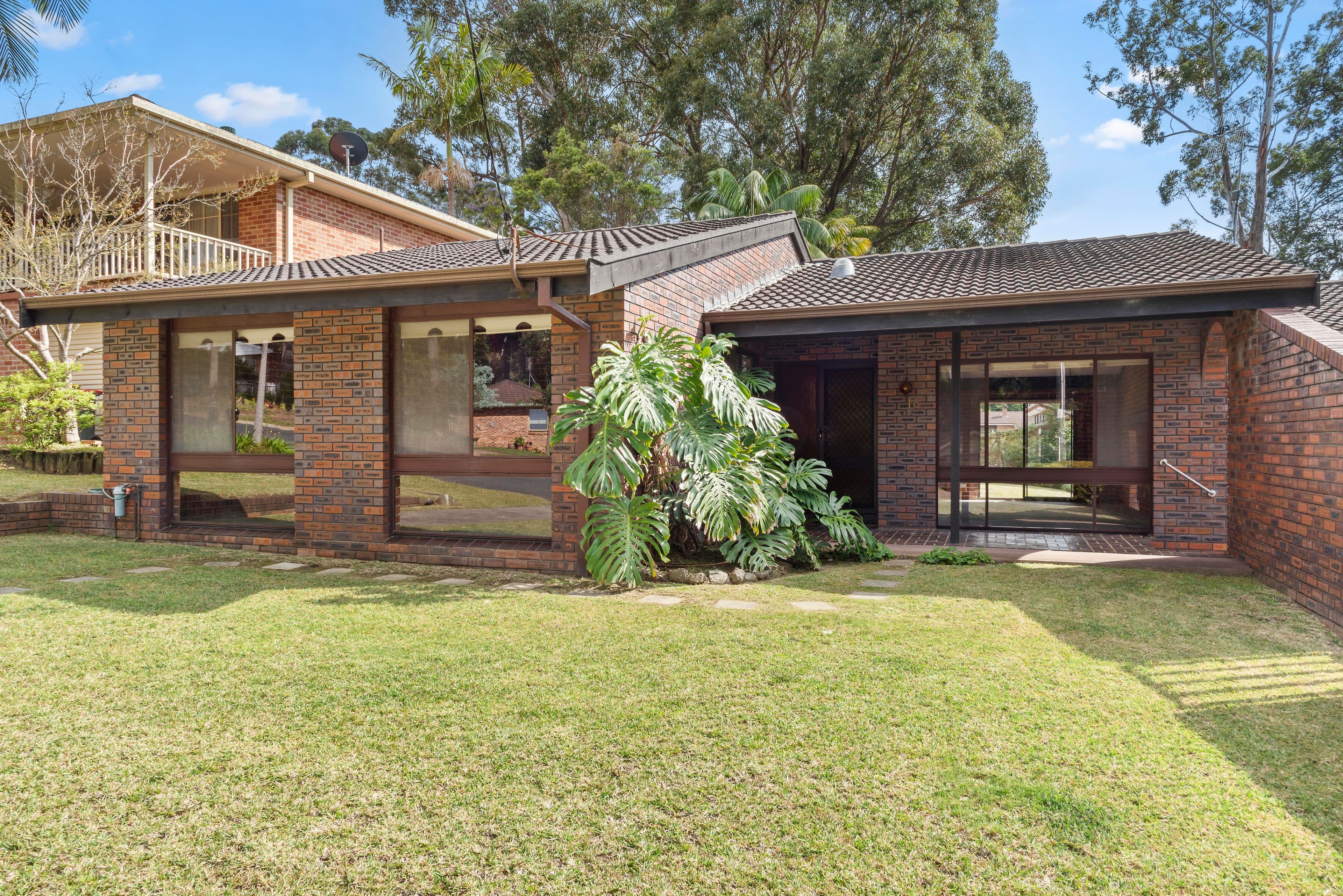 18 Valley Drive, Mollymook NSW 2539, Mollymook Beach - Thumbnail 2