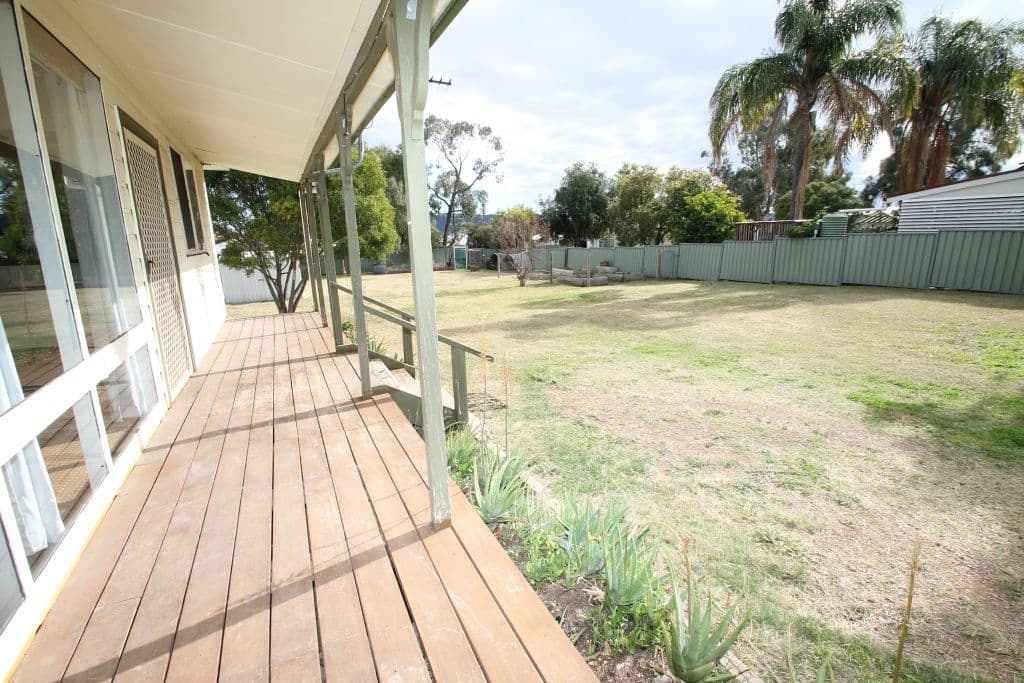116 Henry Street, Werris Creek - Thumbnail 2