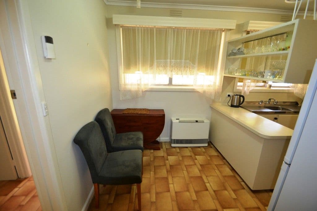 9 Loach Street, Seymour VIC 3660, Seymour - Thumbnail 3