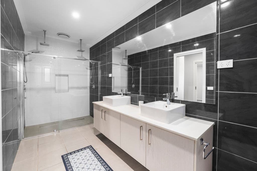 8 Augusta Way, Strathtulloh VIC 3338, Strathtulloh - Thumbnail 4