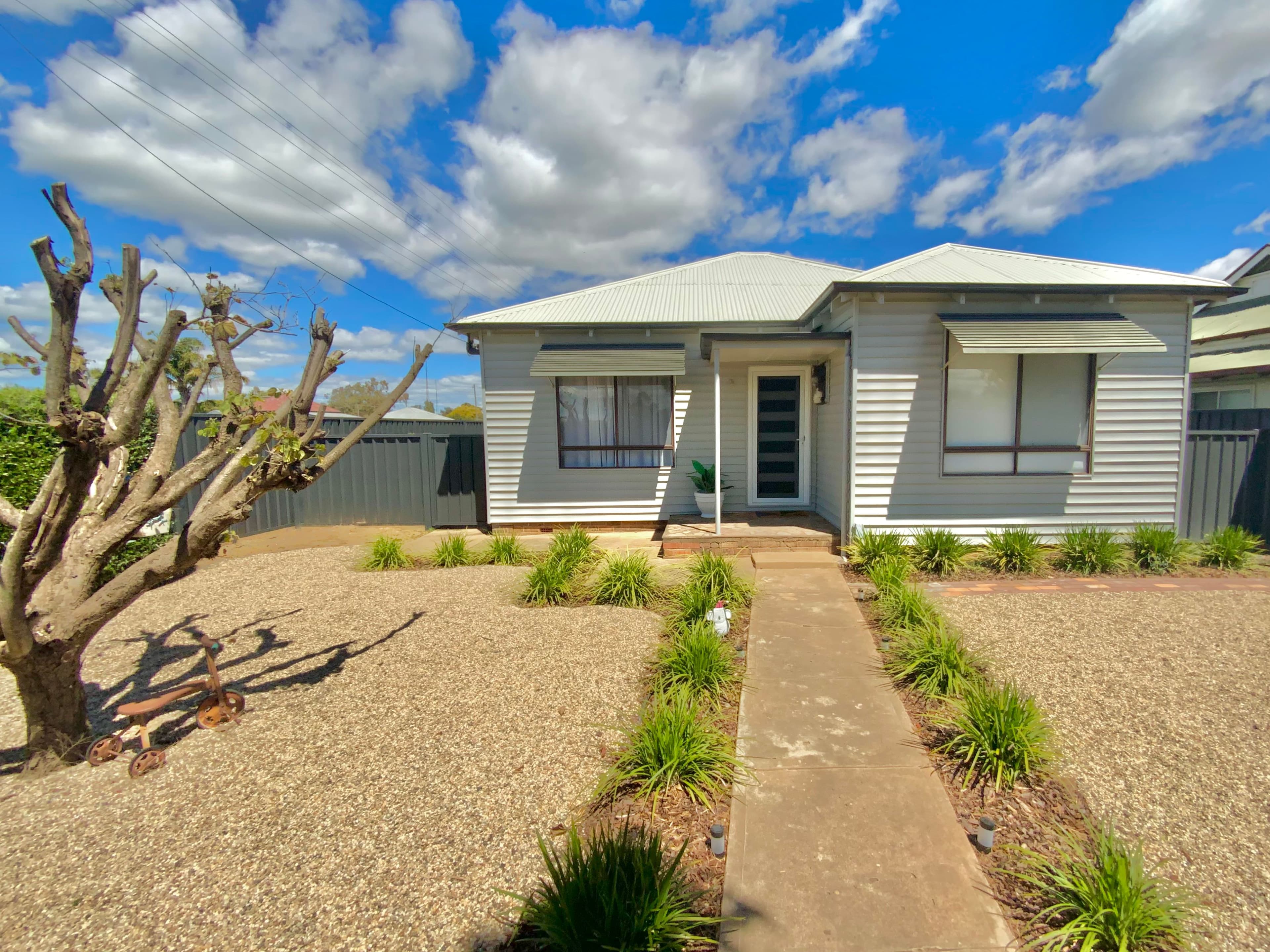 28 Main Street, West Wyalong NSW 2671, West Wyalong - Image 1