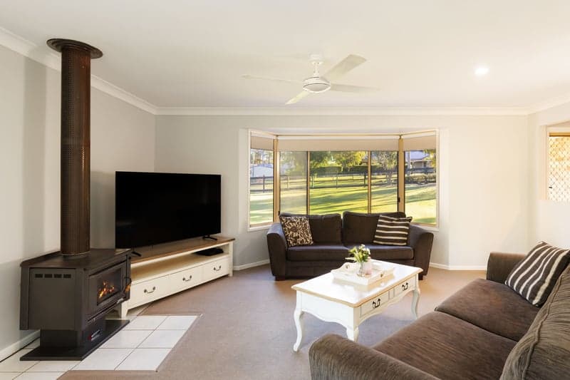 23-27 Conway Court, Munruben - Thumbnail 2