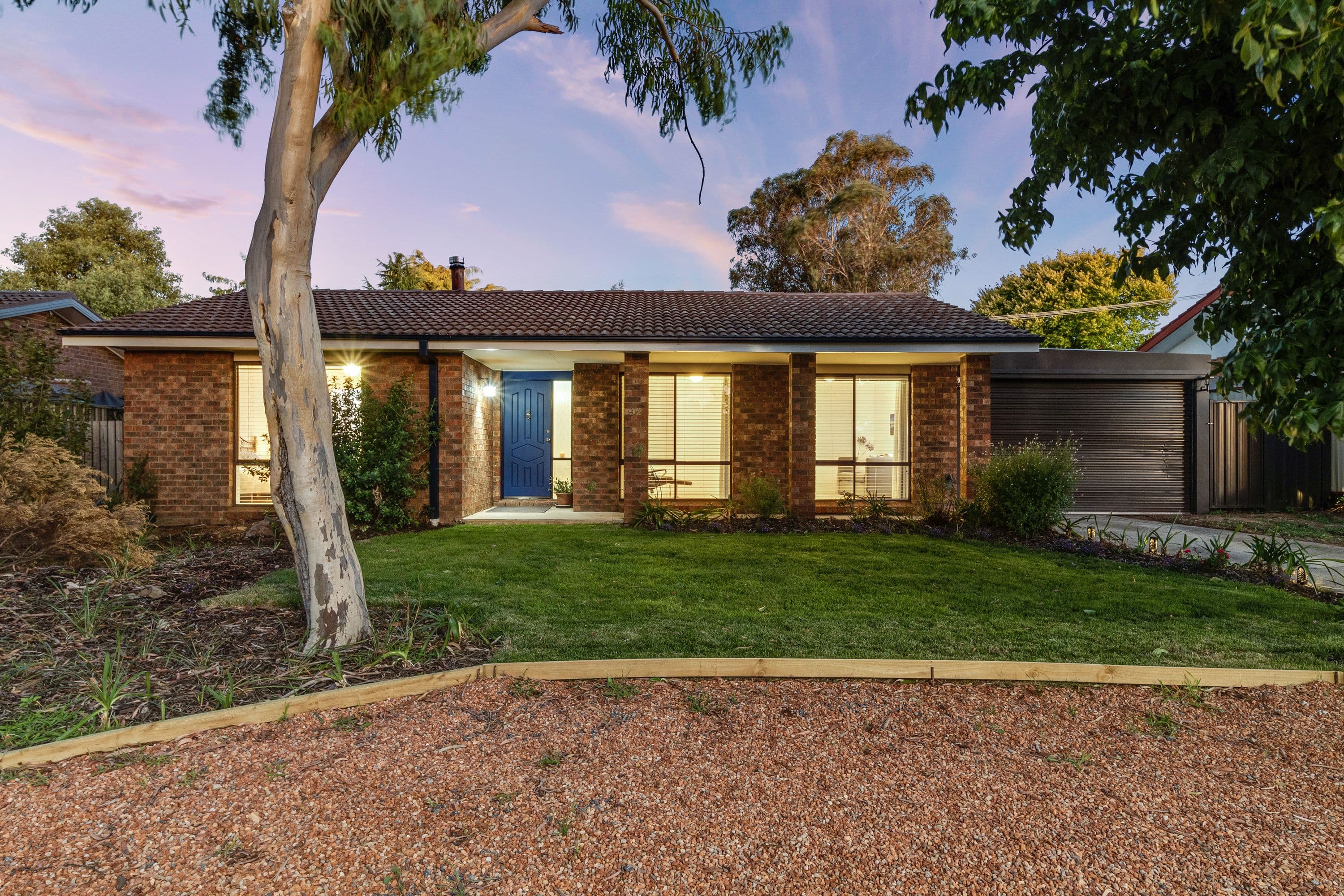 92 Dumas Street, McKellar ACT 2617, McKellar - Thumbnail 2
