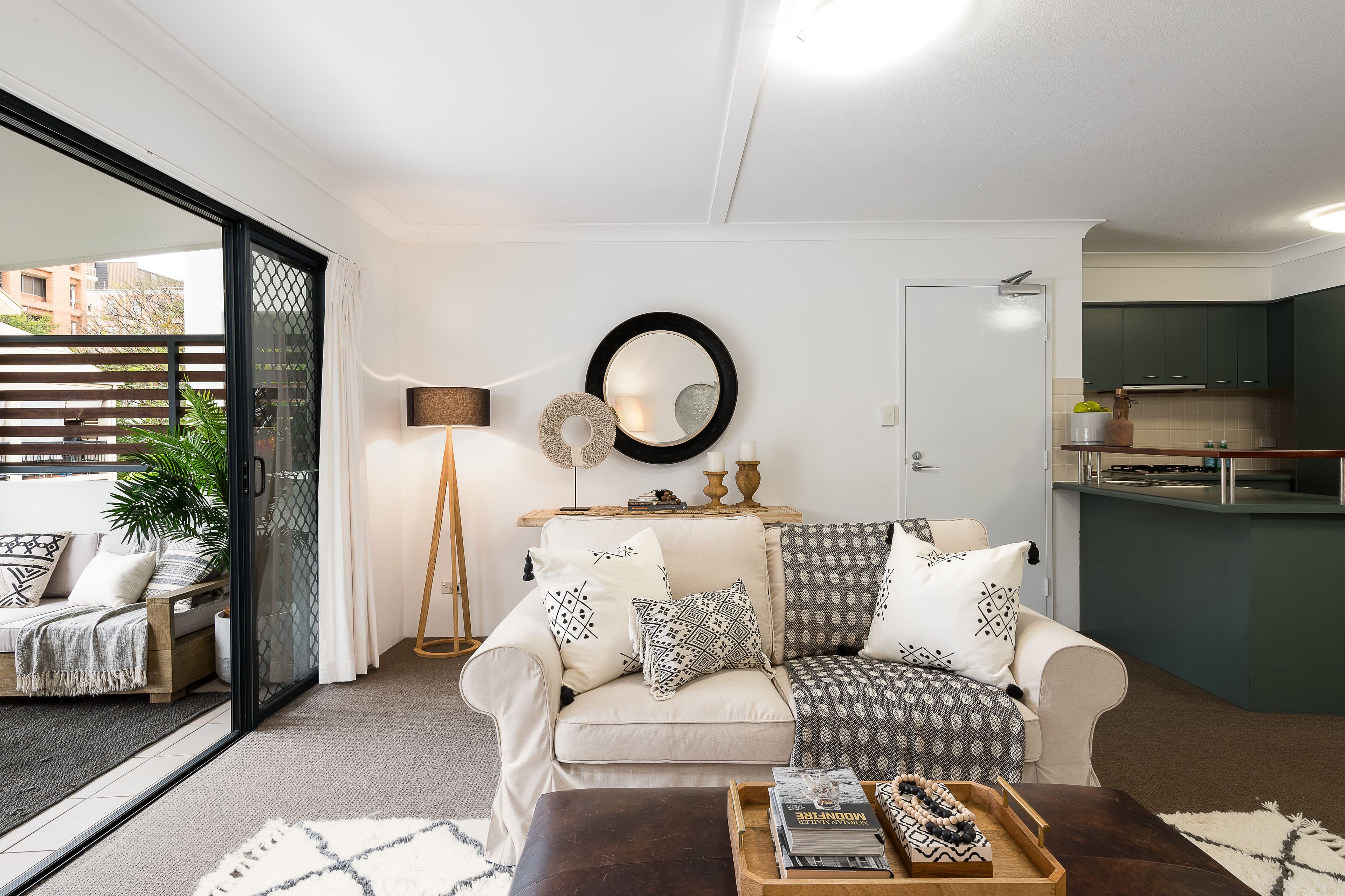  71 Birley Street, Spring Hill QLD 4000, Spring Hill - Thumbnail 2