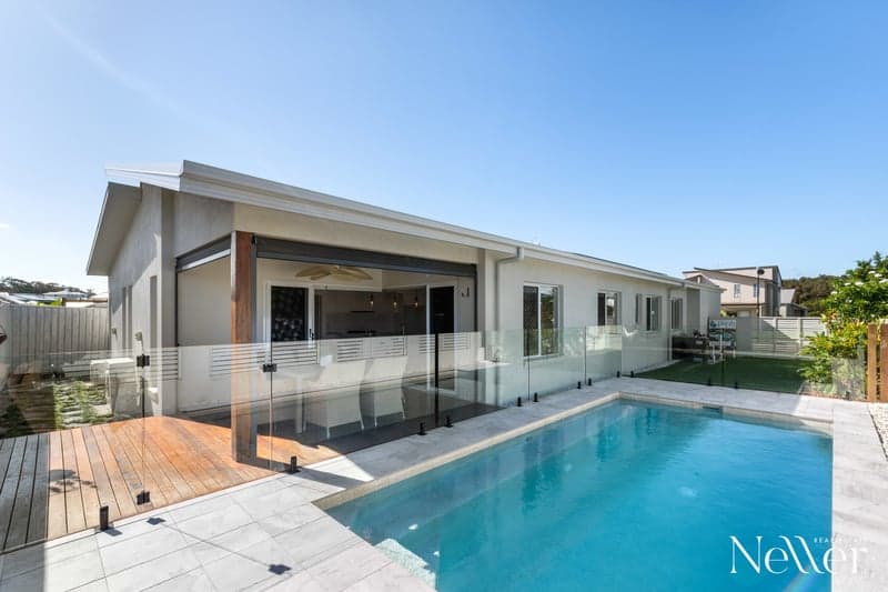 1 Driftwood Street, Peregian Beach - Thumbnail 2