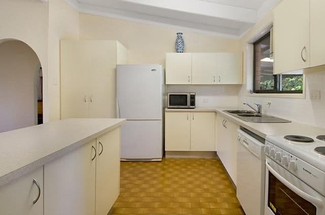 20 Casuarina Drive, LITTLE MOUNTAIN QLD 4551, Little Mountain - Thumbnail 4