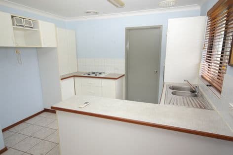 16  Grimrey Road, LOCKRIDGE WA 6054, Lockridge - Thumbnail 4