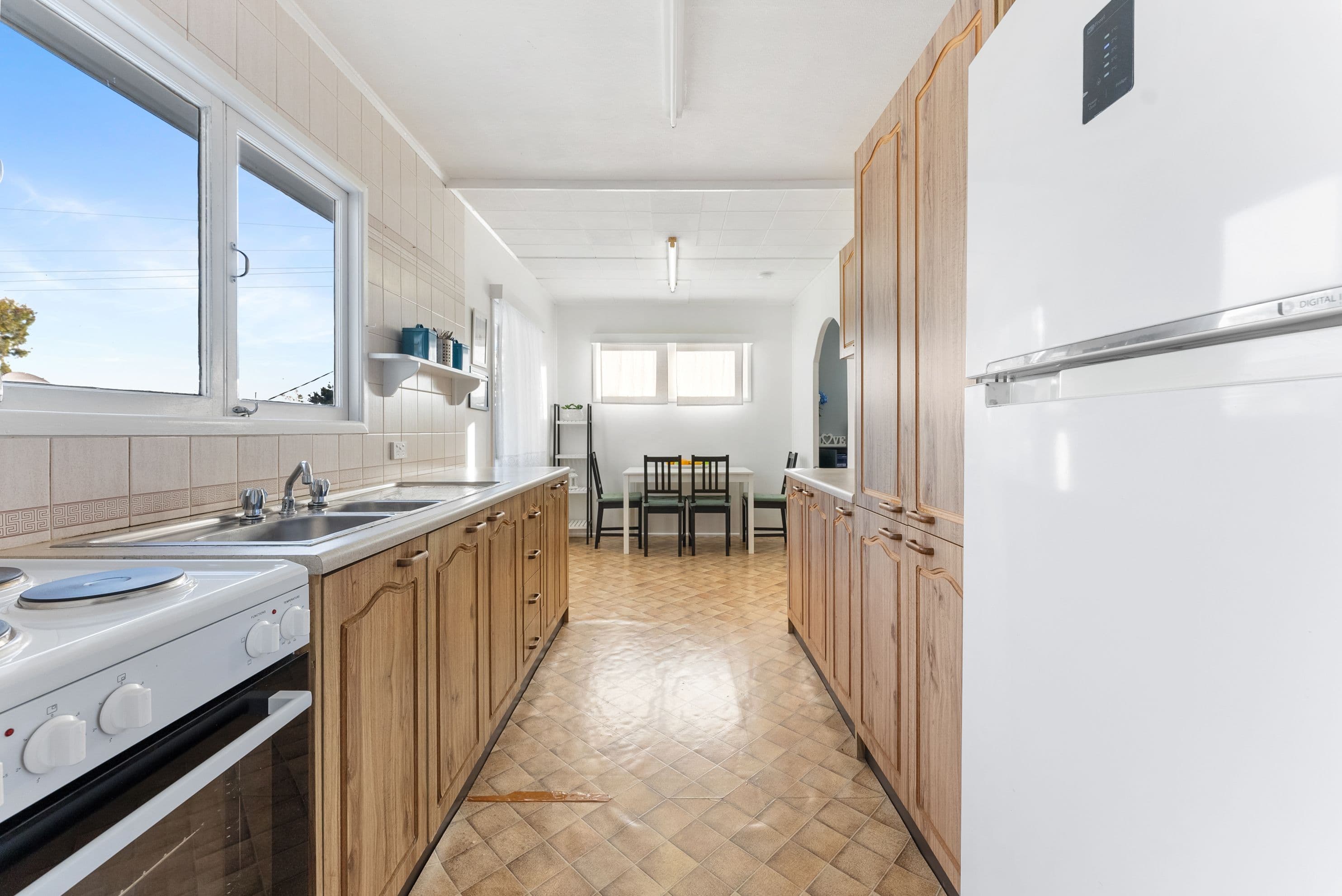 18 Kent Street, Kallangur QLD 4503, Kallangur - Thumbnail 5