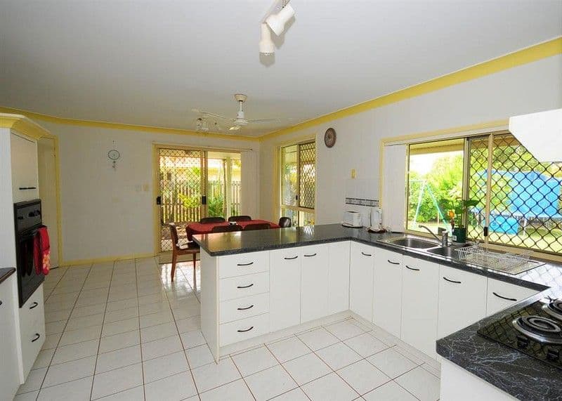 6 Spinnaker Drive, Point Vernon QLD 4655, Point Vernon - Thumbnail 3
