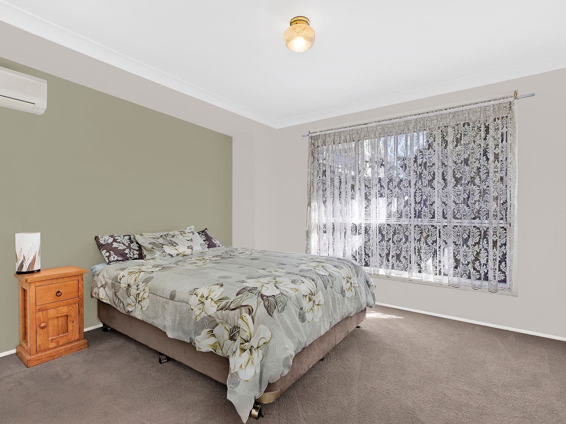 4 Shannon Parade, Berkeley Vale - Thumbnail 3