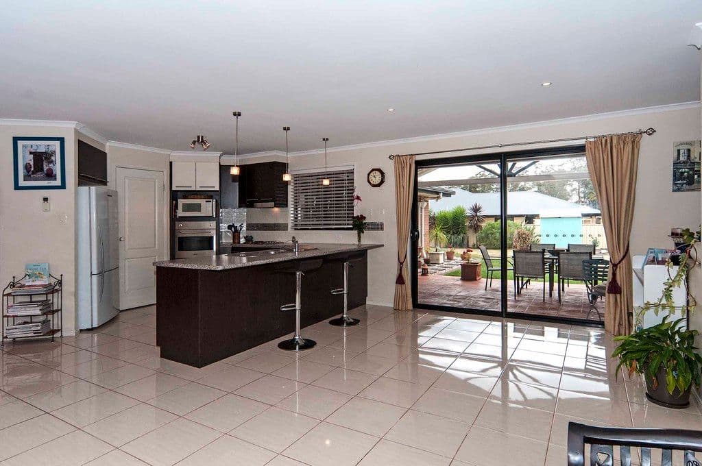 7 Manooka Crescent, HIGHFIELDS QLD 4352, Highfields - Thumbnail 6