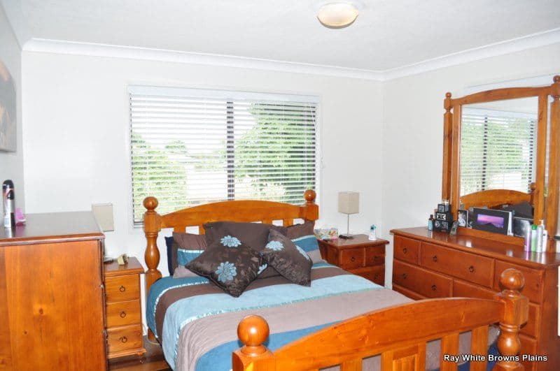 4 Pinewood Street, CRESTMEAD QLD 4132, Crestmead - Thumbnail 6