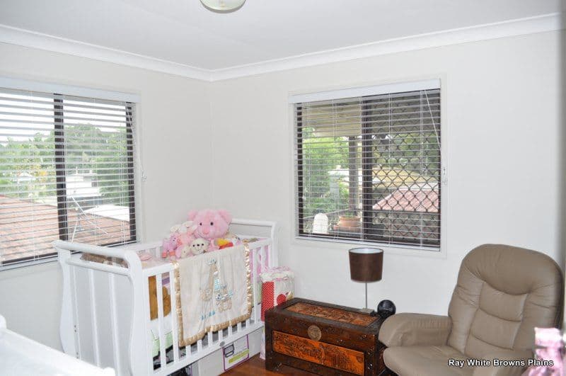 4 Pinewood Street, CRESTMEAD QLD 4132, Crestmead - Thumbnail 7