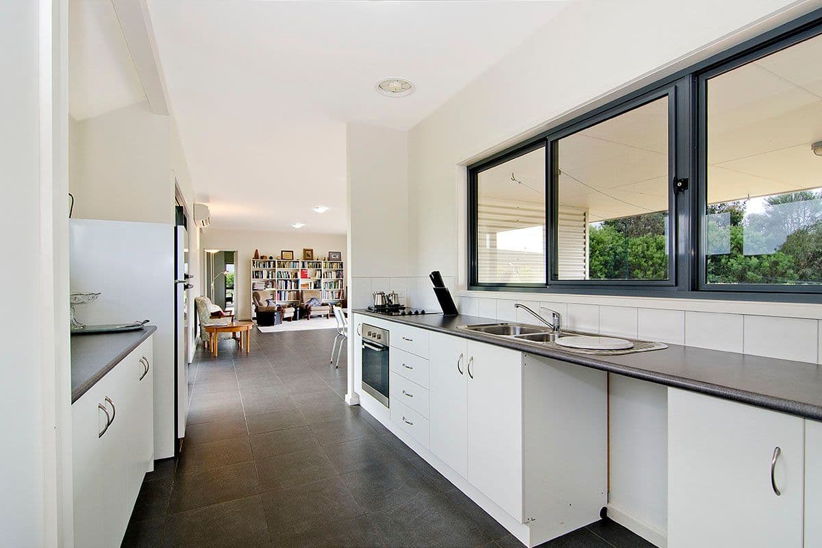 26 Obriens Lane, Koroit VIC 3282, Koroit - Thumbnail 2