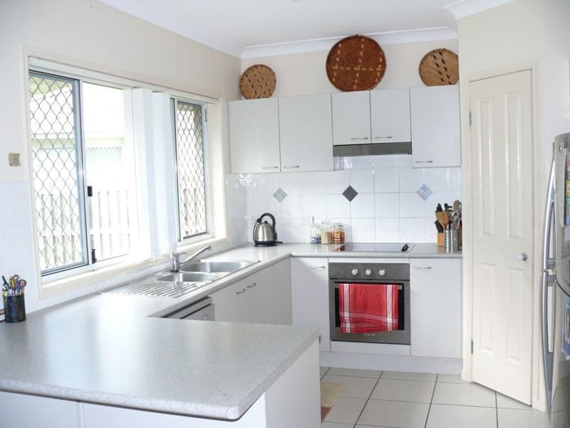 16 Mugello Drive, OXENFORD QLD 4210, Oxenford - Thumbnail 2