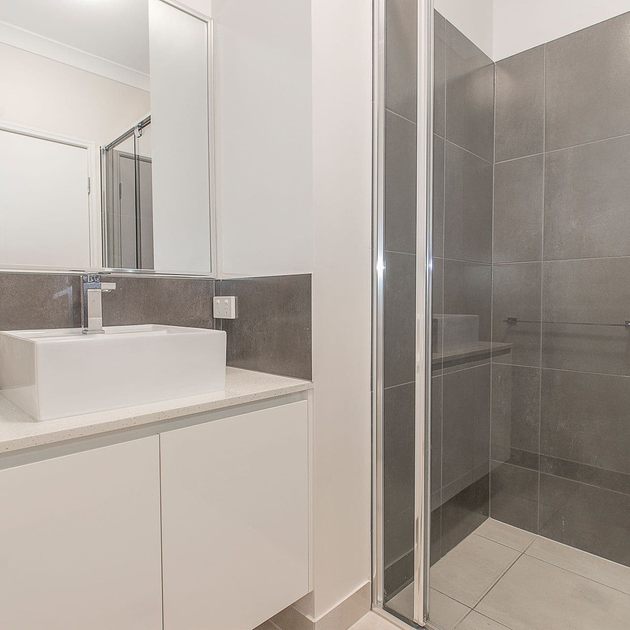 8 Target Street, Oonoonba QLD 4811, Oonoonba - Thumbnail 7