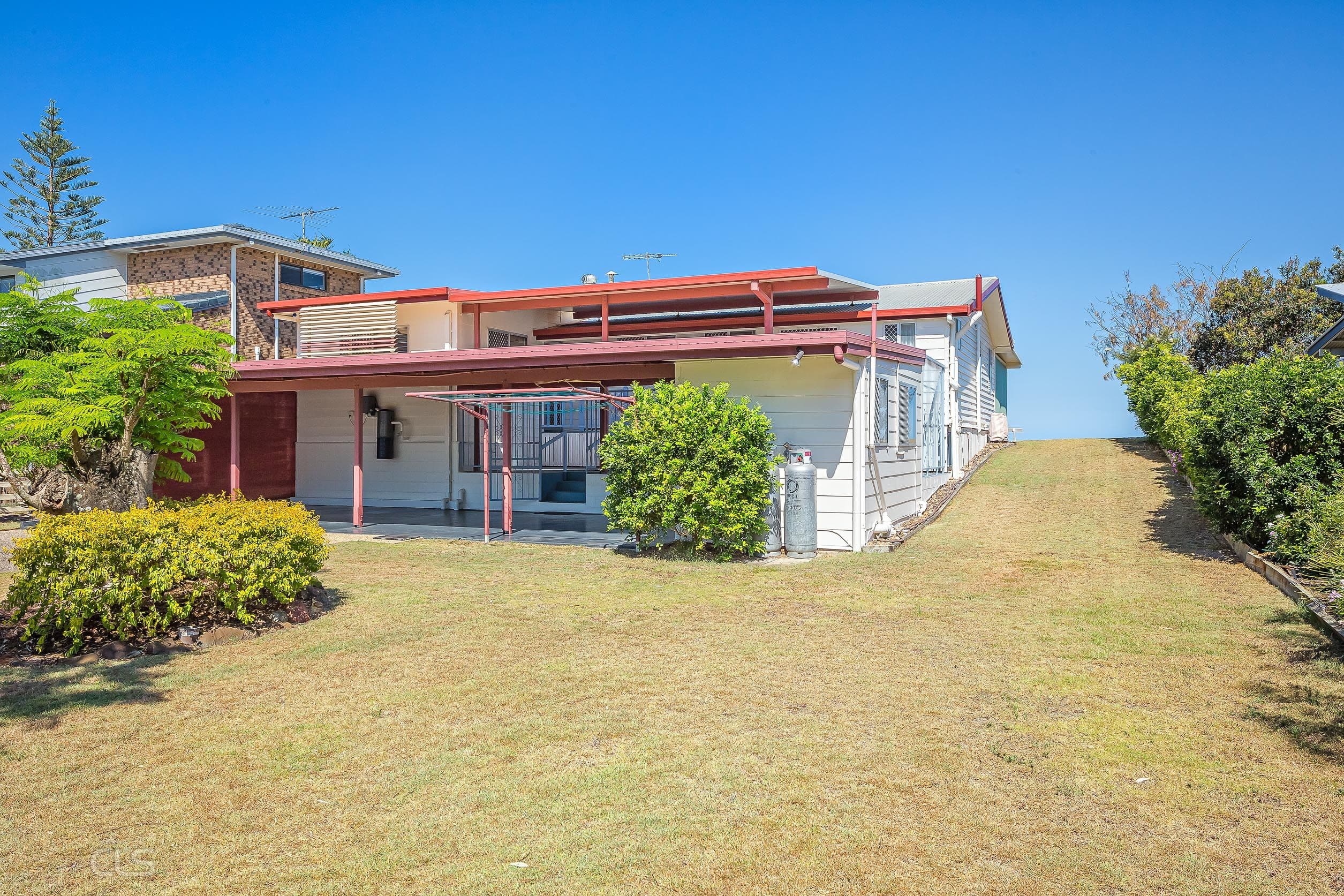 49 Biggs Avenue, Beachmere QLD 4510, Beachmere - Thumbnail 4