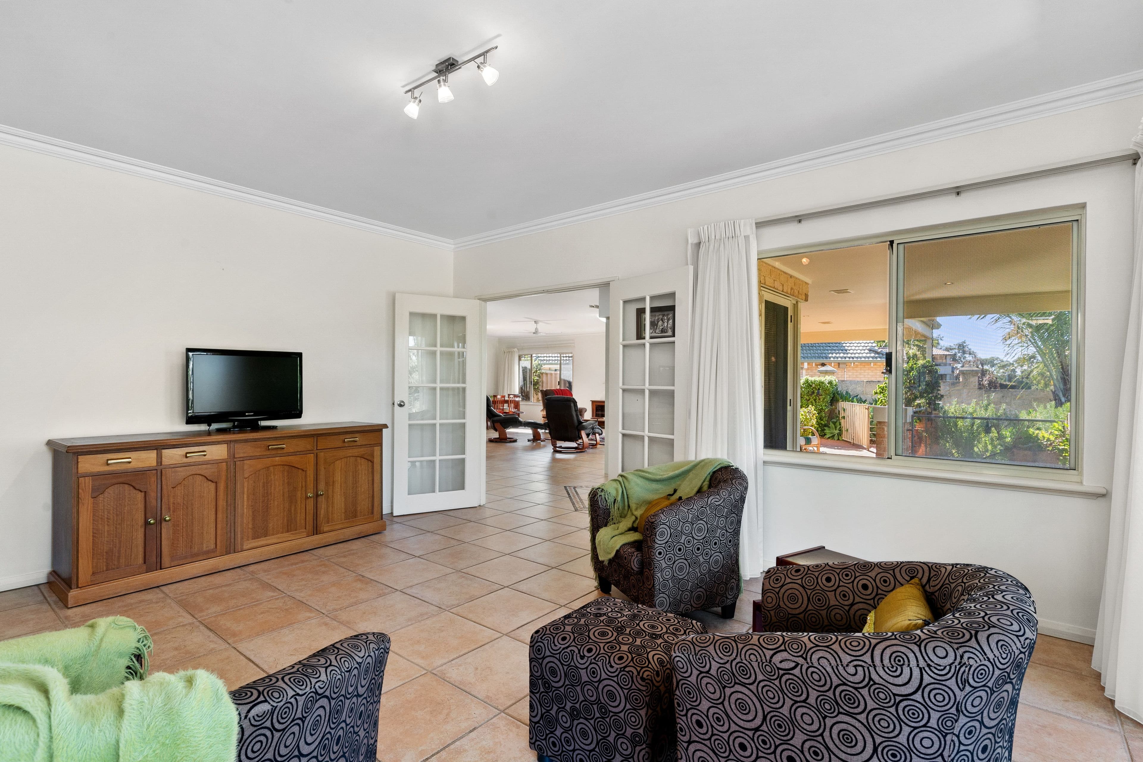 24 Streeton Promenade, Woodvale WA 6026, Woodvale - Thumbnail 5