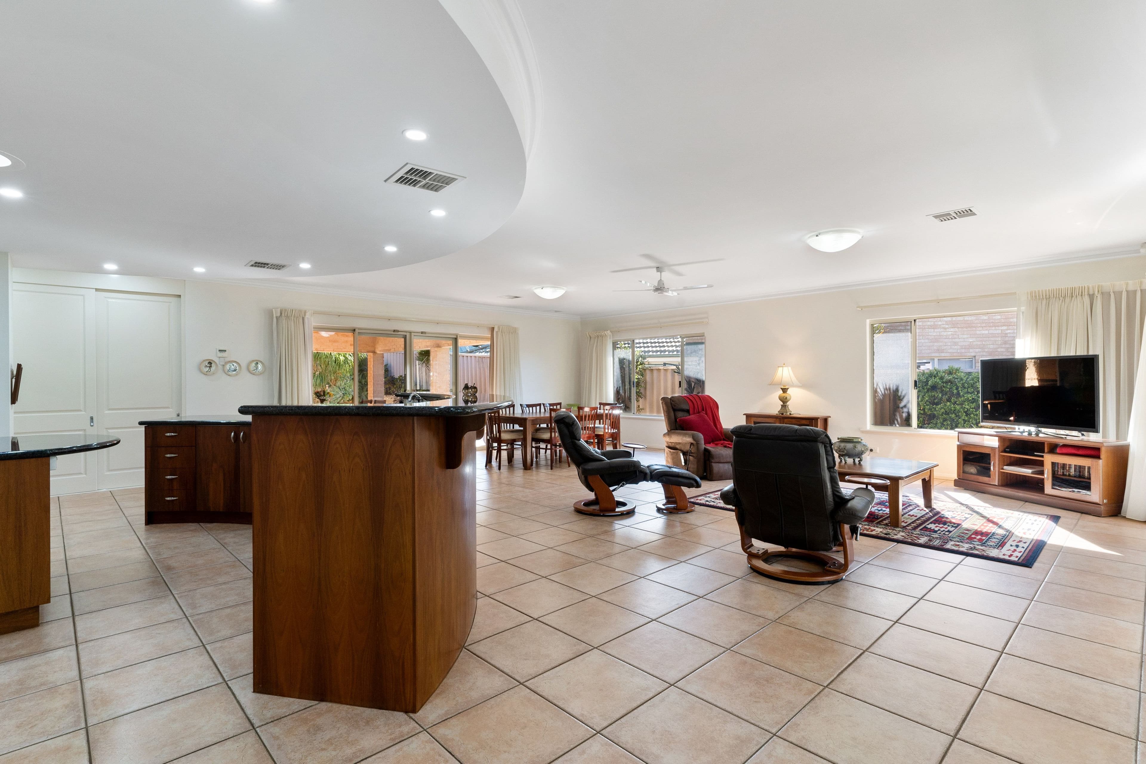 24 Streeton Promenade, Woodvale WA 6026, Woodvale - Thumbnail 6