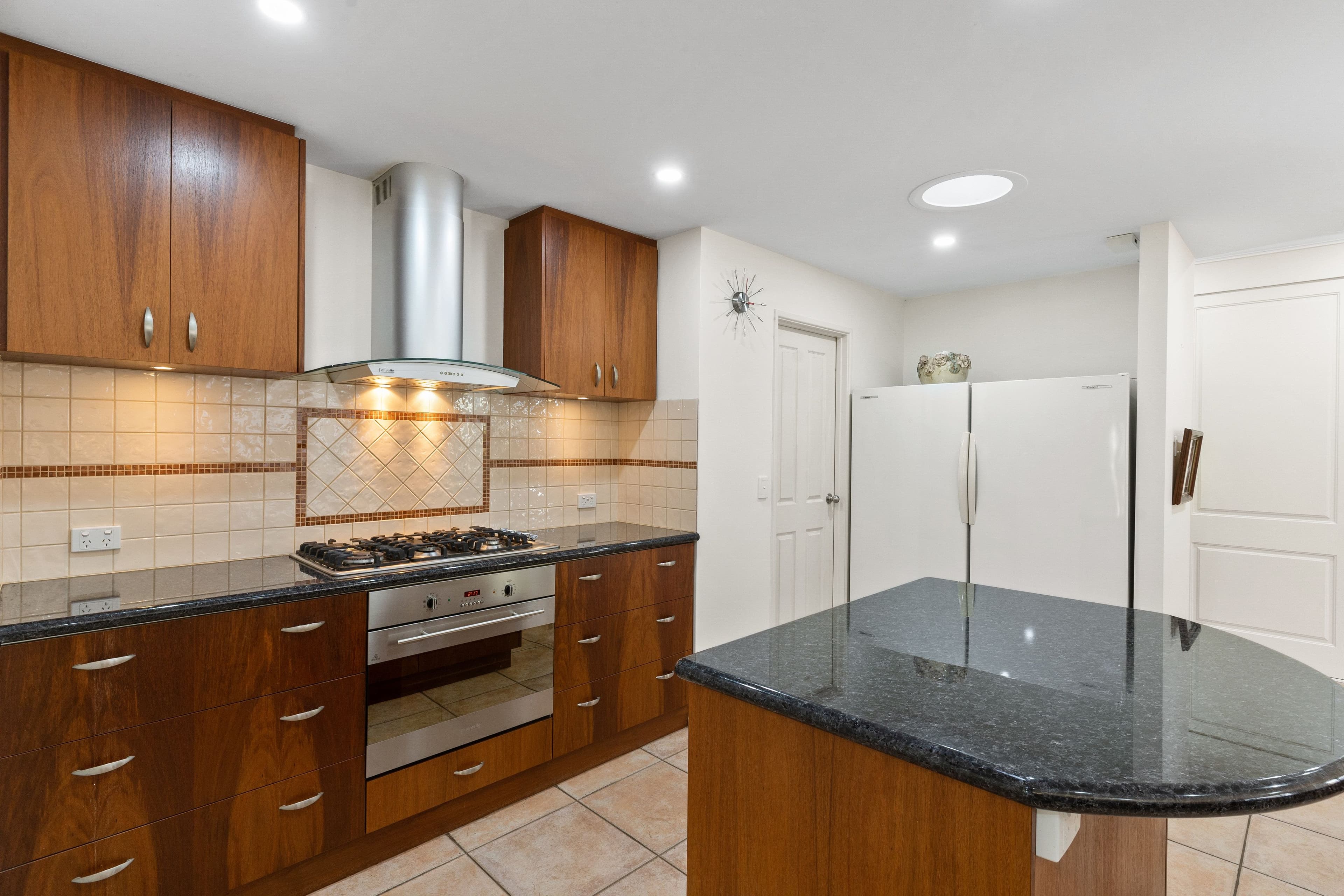24 Streeton Promenade, Woodvale WA 6026, Woodvale - Thumbnail 8