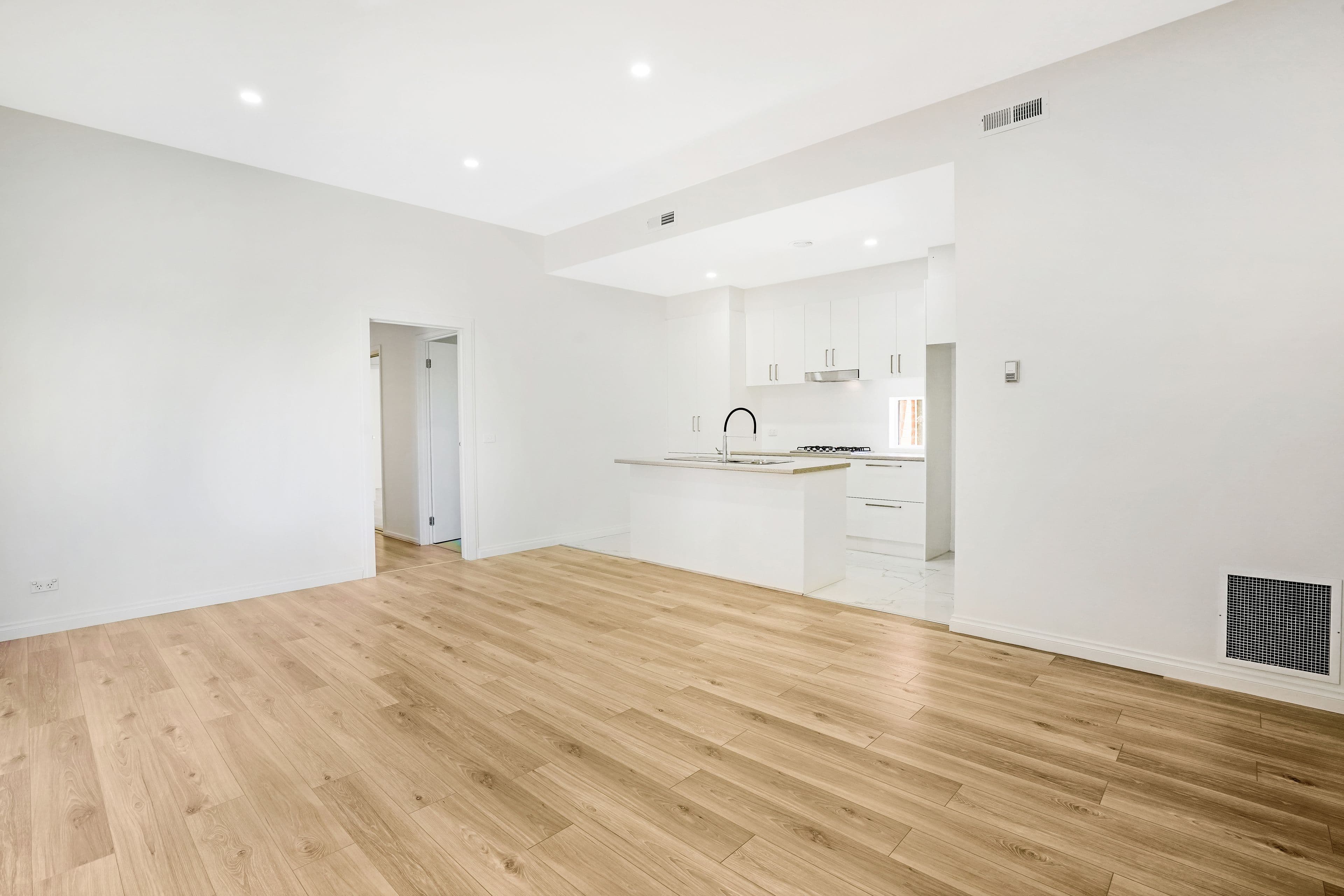 83 Rufus Street, Epping VIC 3076, Epping - Thumbnail 4