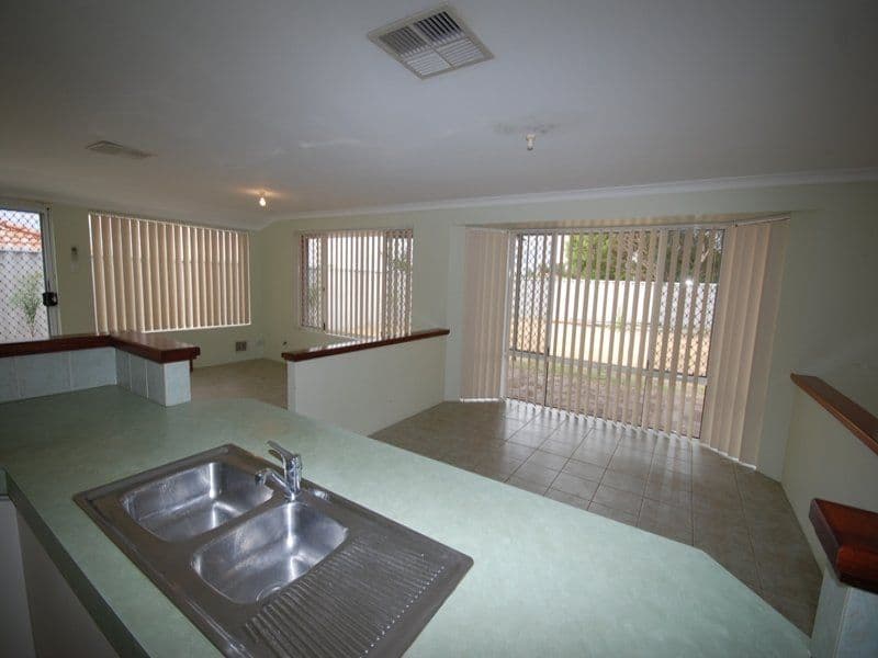 5 Oakfield Gardens, PARMELIA WA 6167, Parmelia - Thumbnail 6