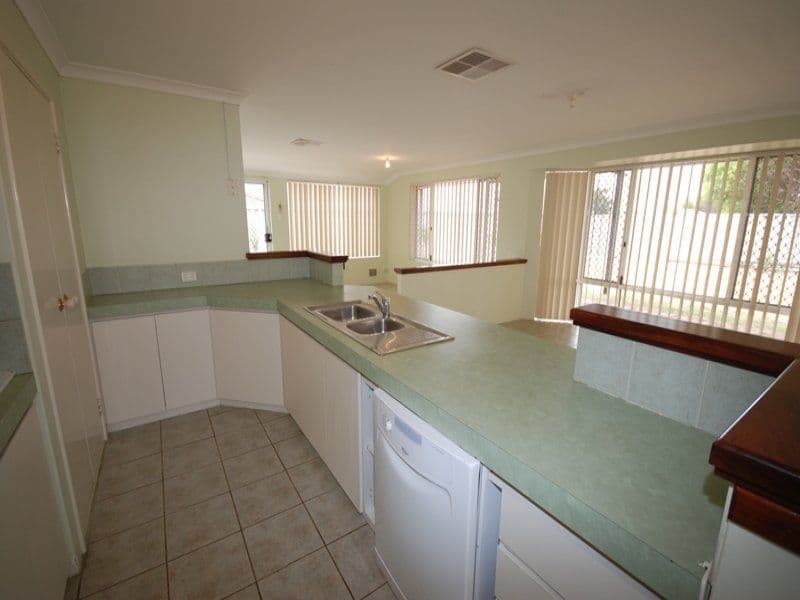 5 Oakfield Gardens, PARMELIA WA 6167, Parmelia - Thumbnail 7