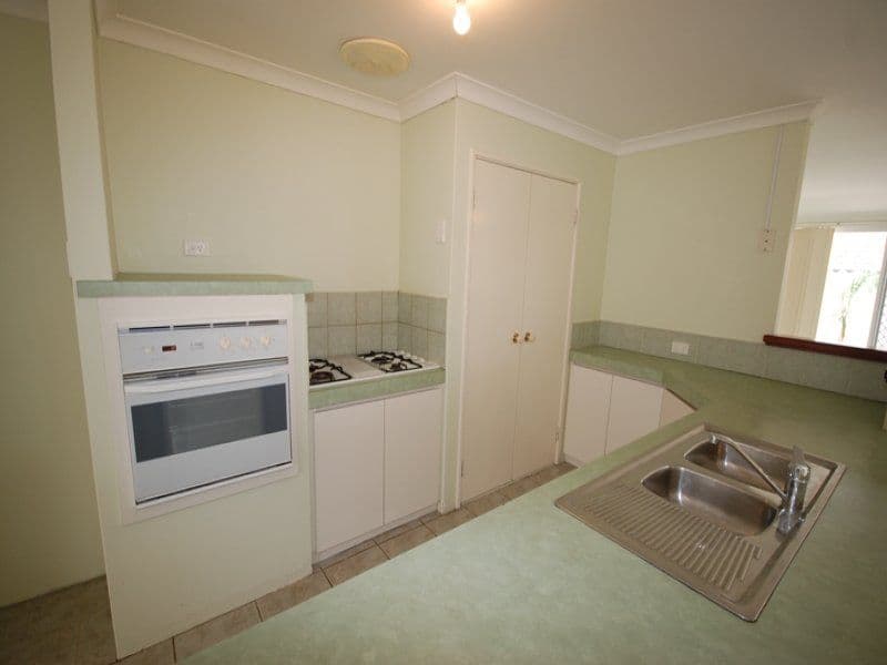 5 Oakfield Gardens, PARMELIA WA 6167, Parmelia - Thumbnail 8