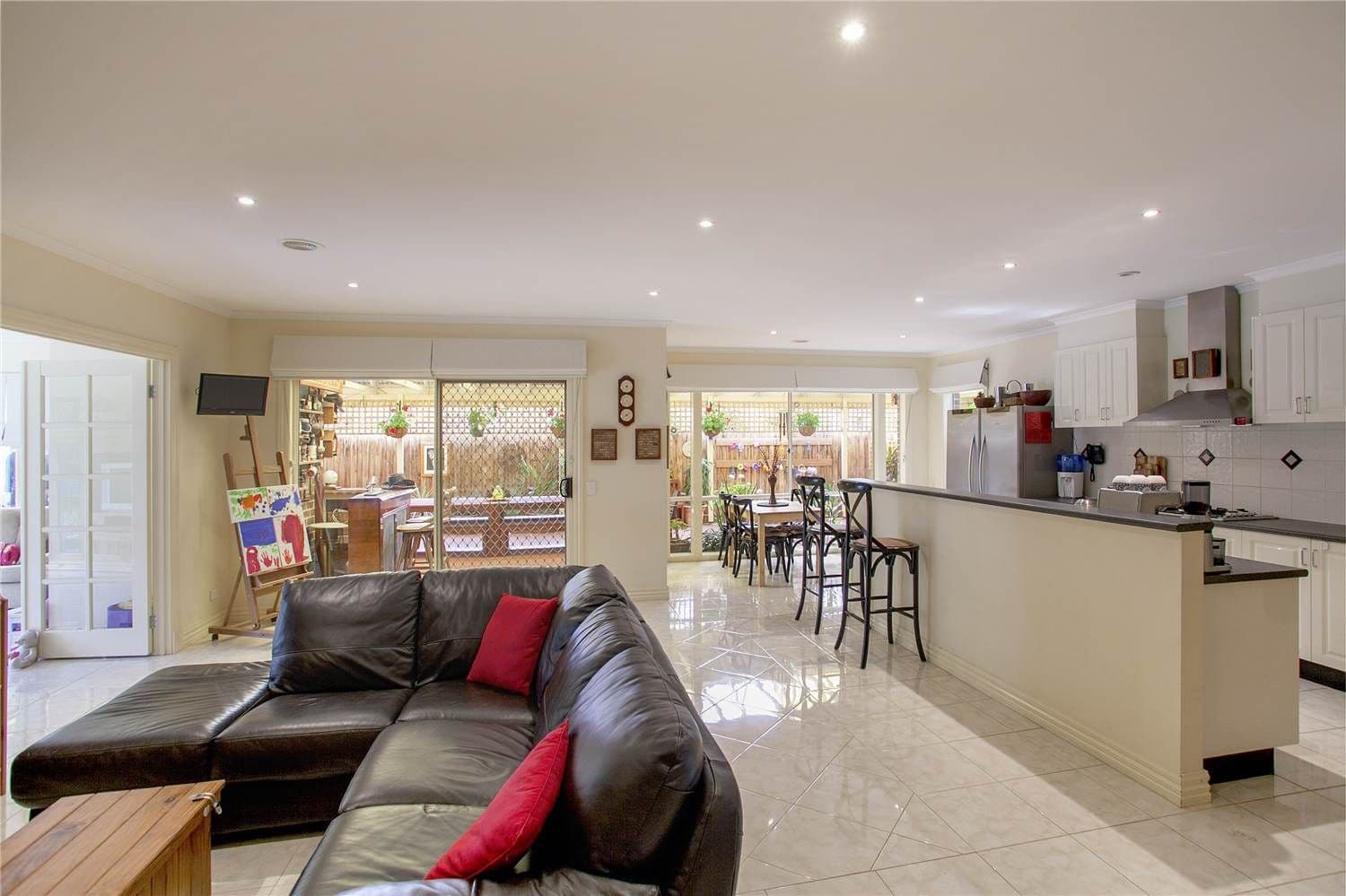 6 Nilaur Place, LARA VIC 3212, Lara - Thumbnail 4