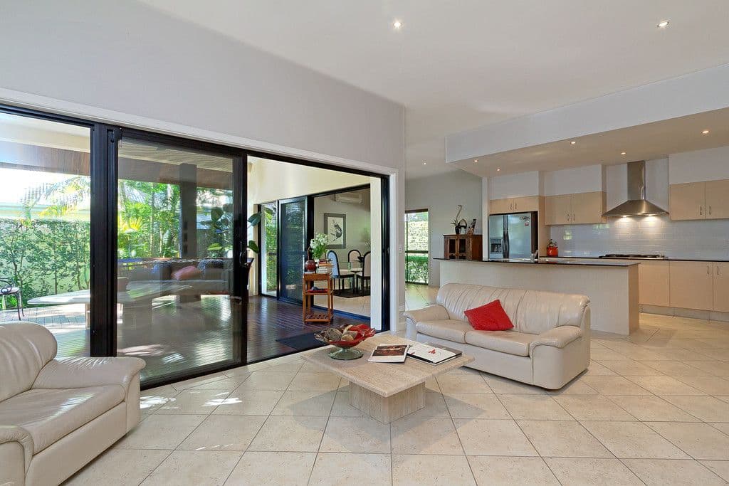 9A Greer Terrace, SOUTHPORT QLD 4215, Southport - Thumbnail 2