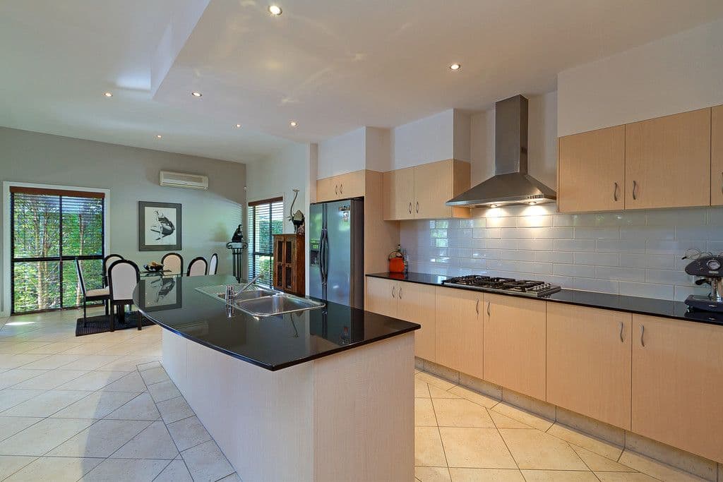 9A Greer Terrace, SOUTHPORT QLD 4215, Southport - Thumbnail 4