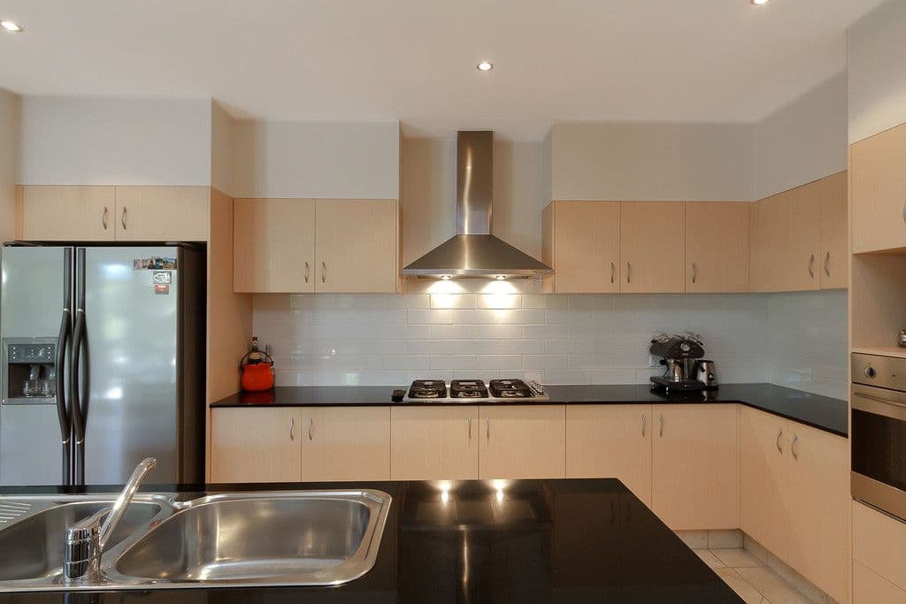 9A Greer Terrace, SOUTHPORT QLD 4215, Southport - Thumbnail 5
