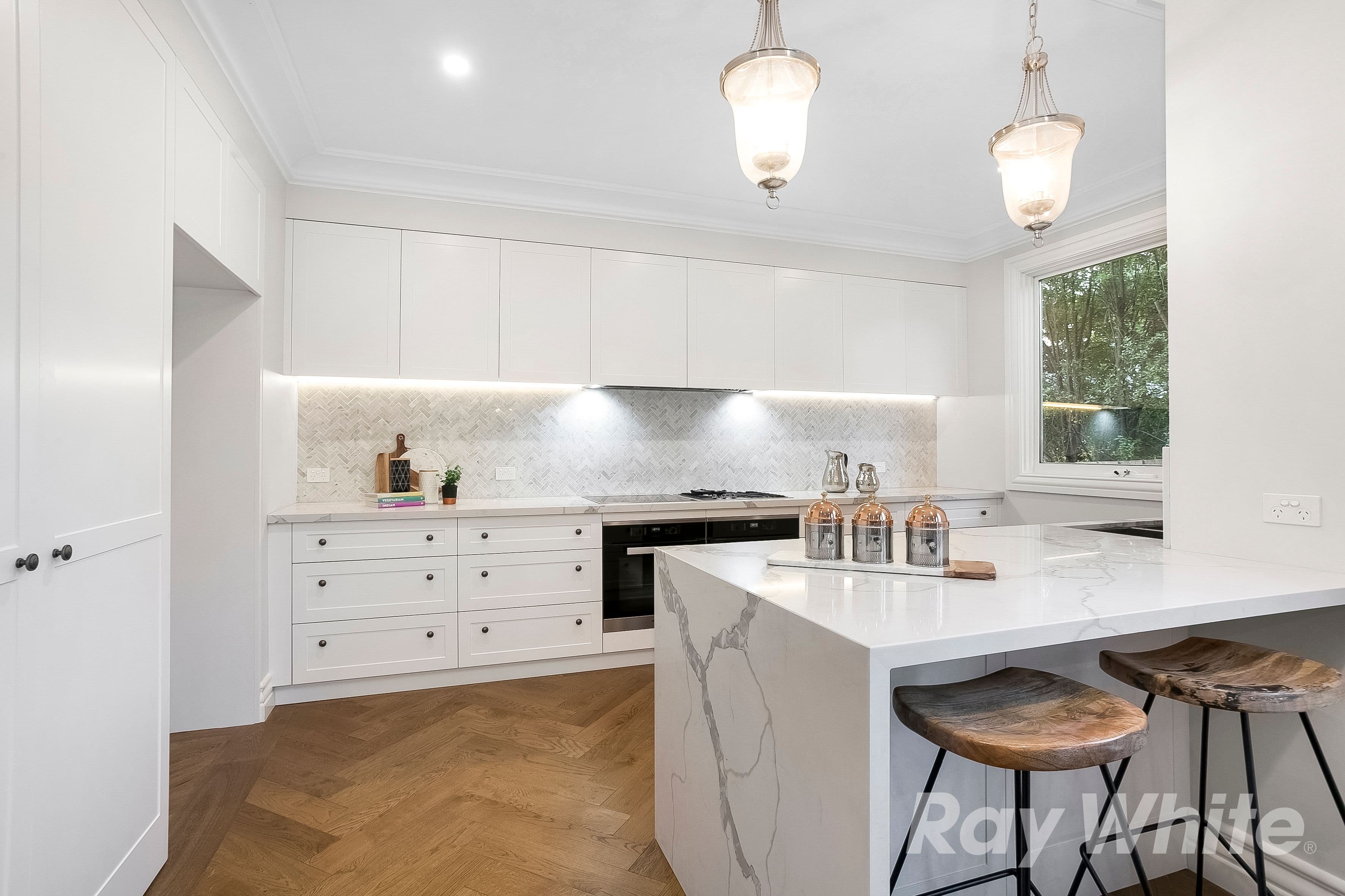 4 Ralton Avenue, Glen Waverley VIC 3150, Glen Waverley - Thumbnail 5