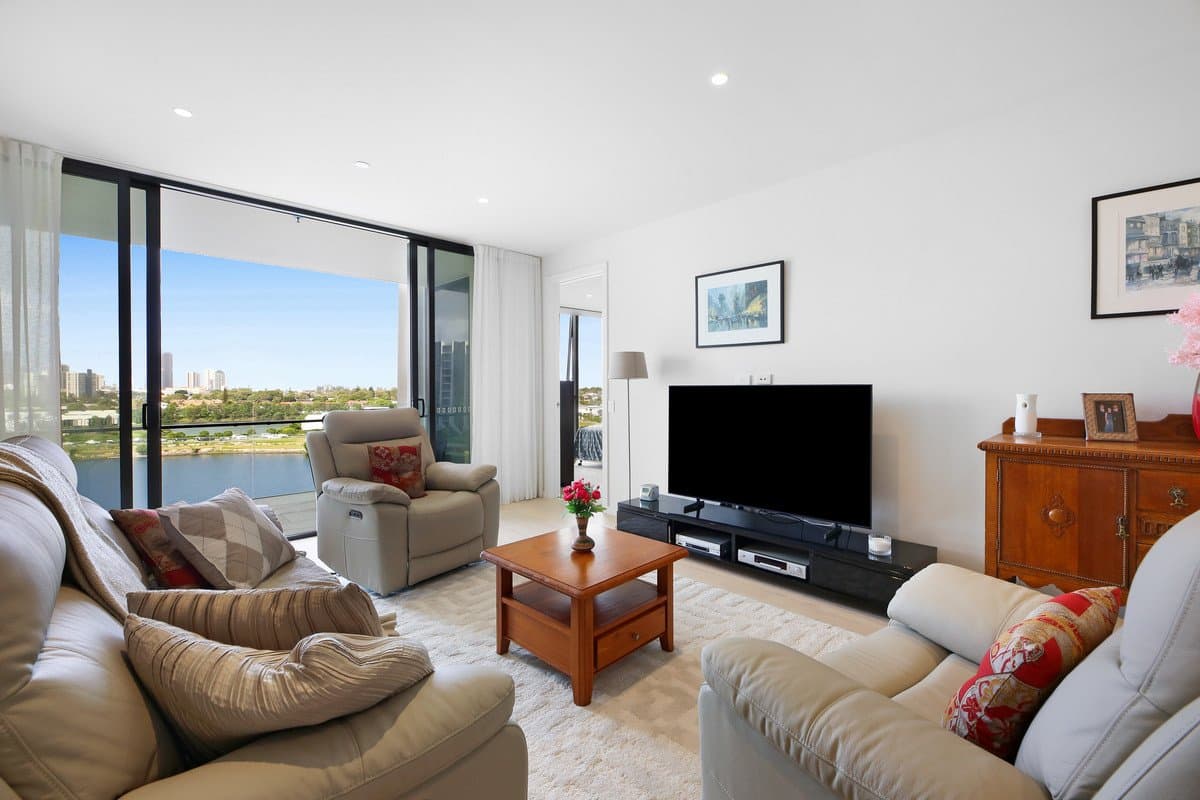 4701/24 The Lanes Boulevard, Mermaid Waters QLD 4218, Mermaid Waters - Thumbnail 6