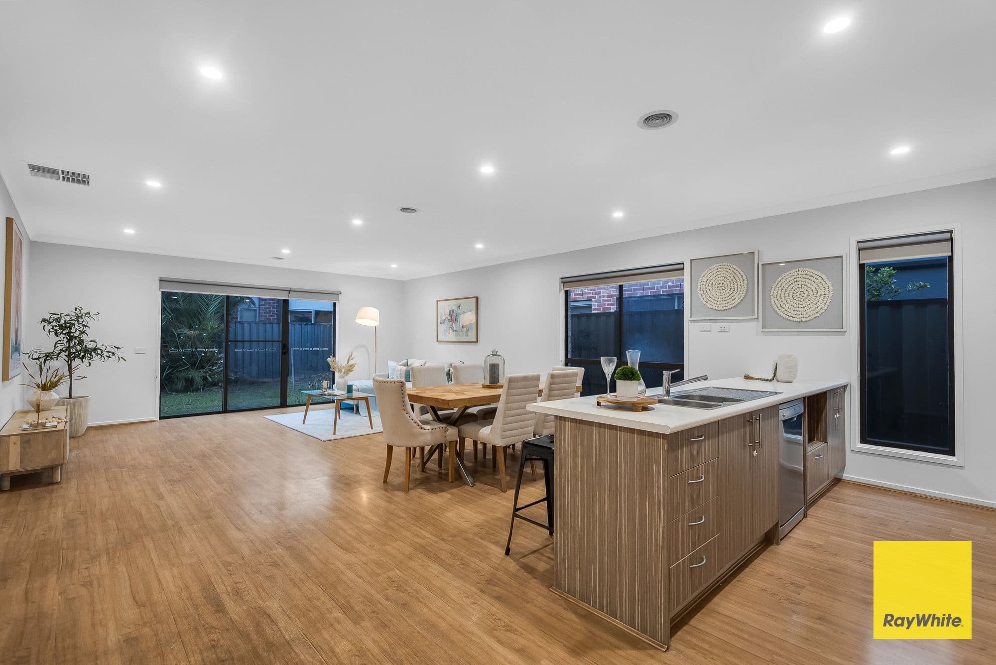 29 Lambourne Avenue, Truganina VIC 3029, Truganina - Thumbnail 7