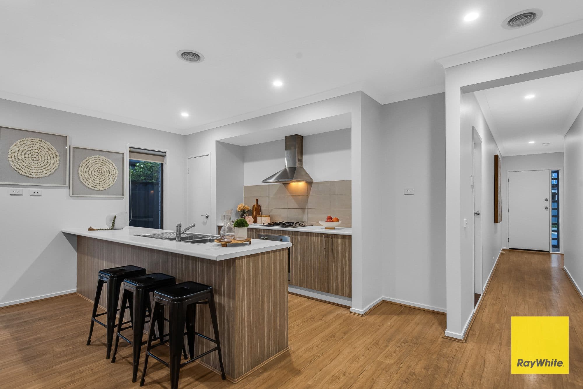 29 Lambourne Avenue, Truganina VIC 3029, Truganina - Thumbnail 8