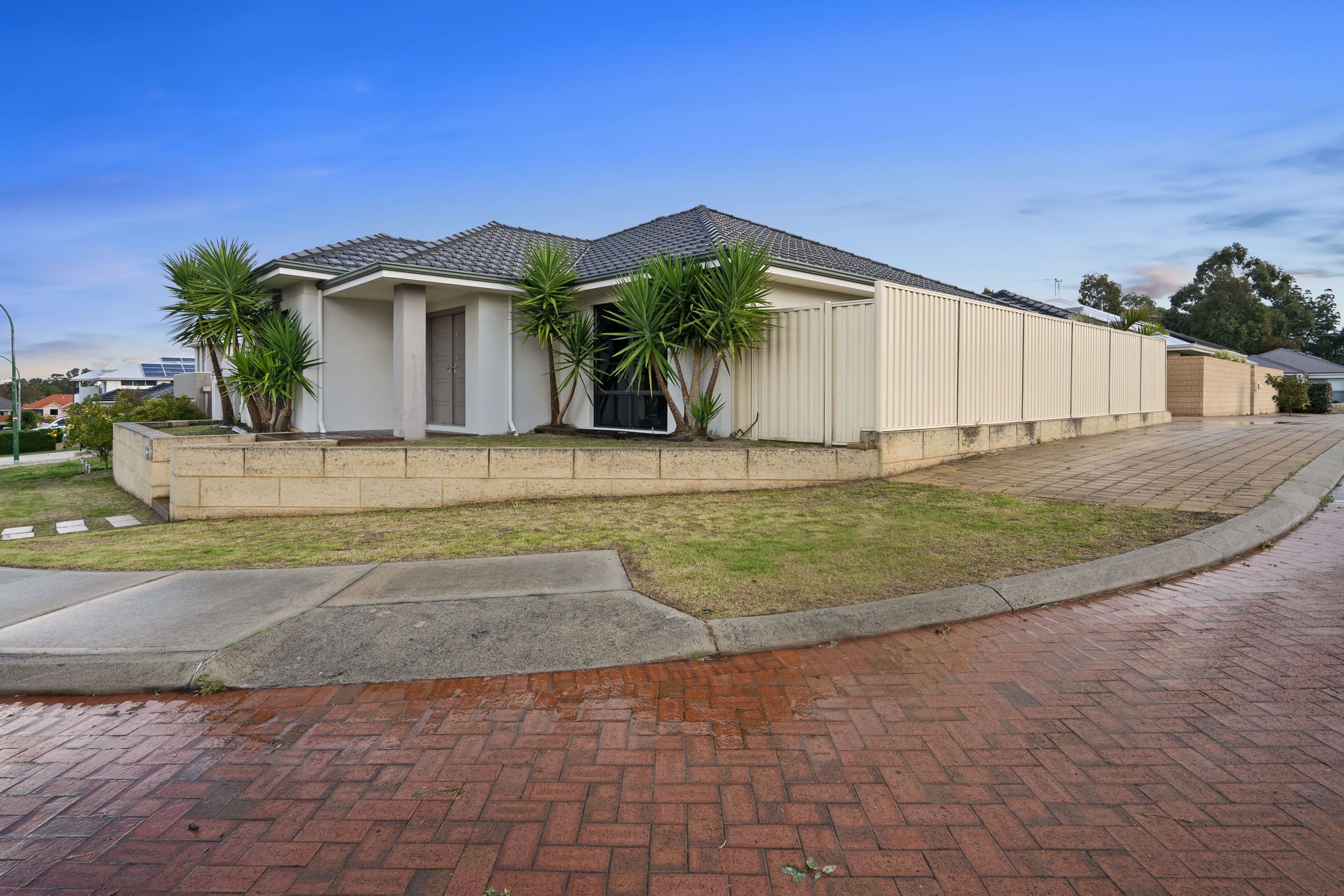 6 Bryanston Pass, Madeley WA 6065, Madeley - Thumbnail 2