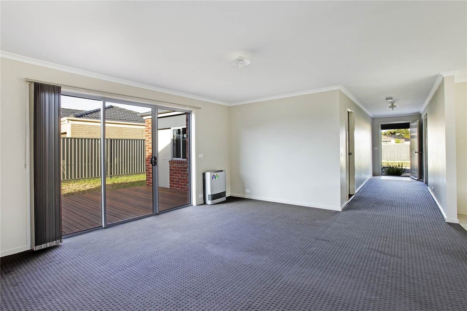12 Nankeen Avenue, LARA VIC 3212, Lara - Thumbnail 3