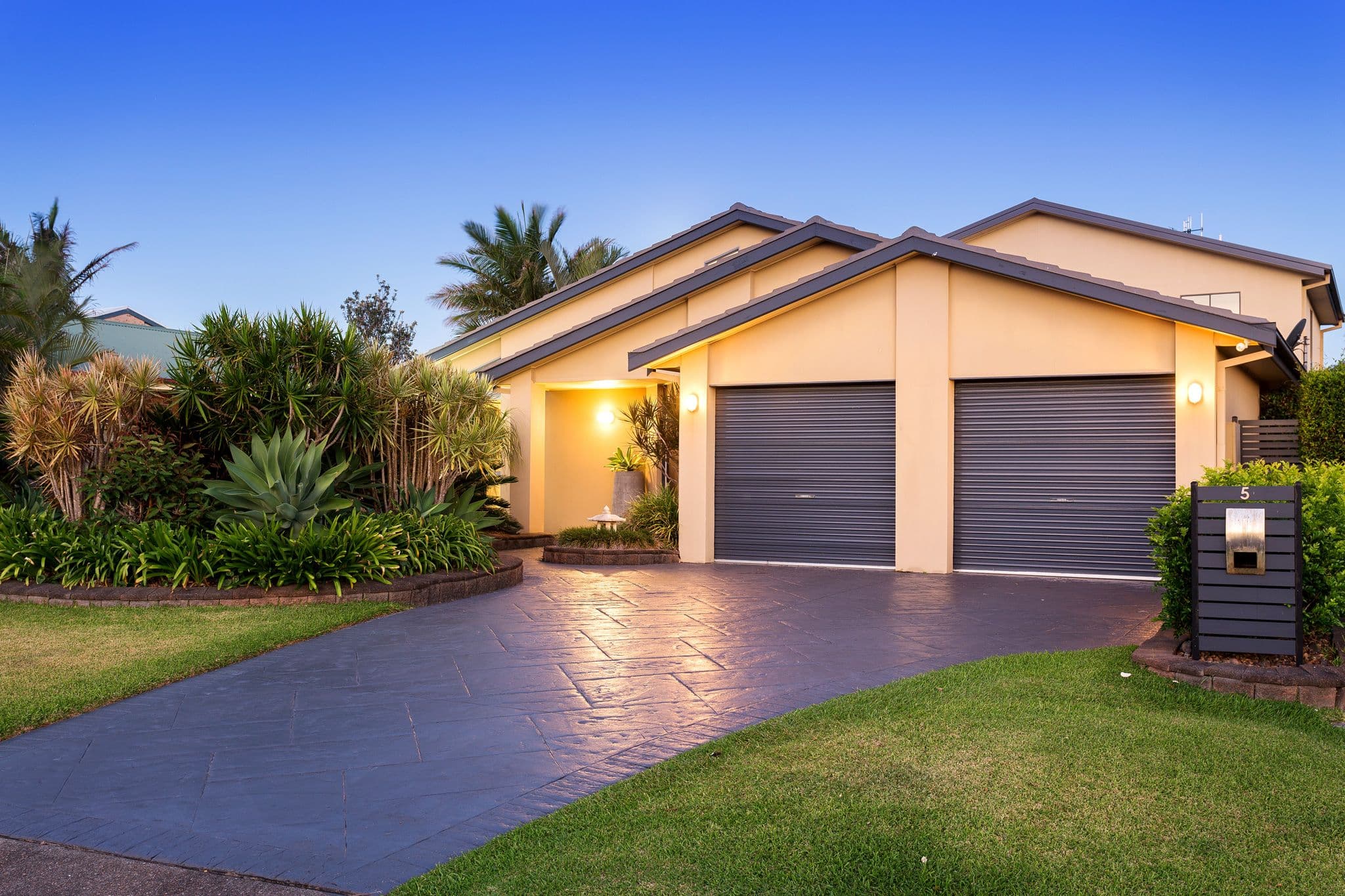 5 Spinnaker Cove, Wallabi Point - Thumbnail 2