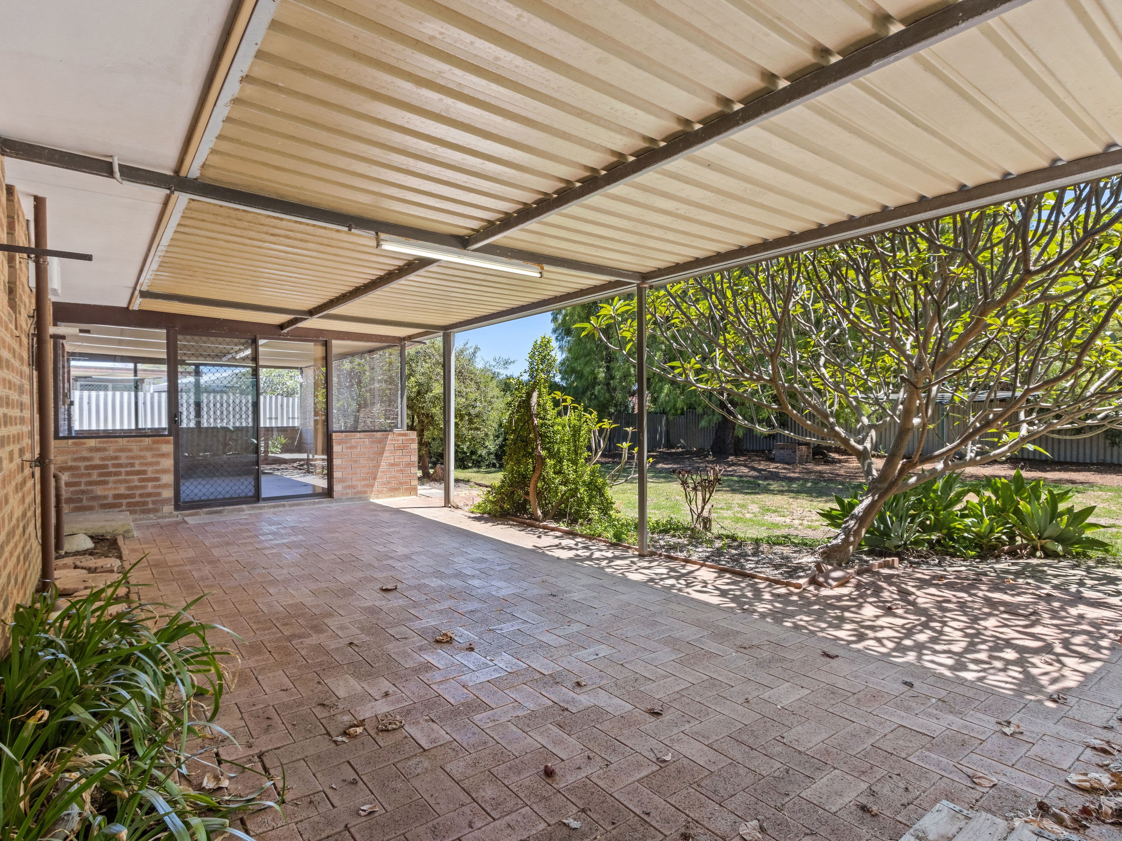 35 Haselmere Circus, Rockingham WA 6168, Rockingham - Thumbnail 3