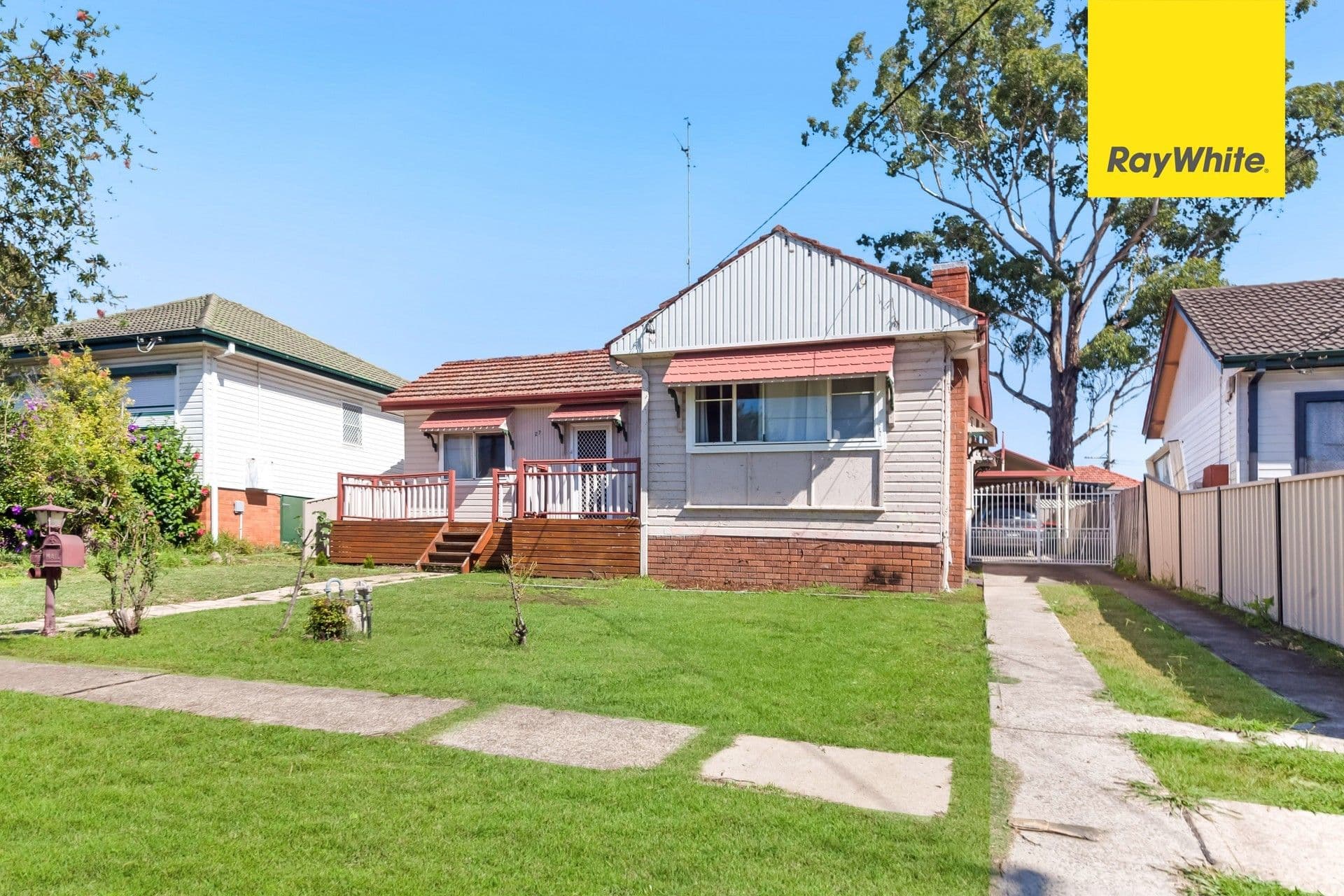 27 Matthew Crescent, Blacktown NSW 2148, Blacktown - Thumbnail 2