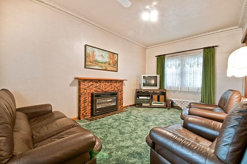 24  Stapley Crescent, CHADSTONE VIC 3148, Chadstone - Thumbnail 2