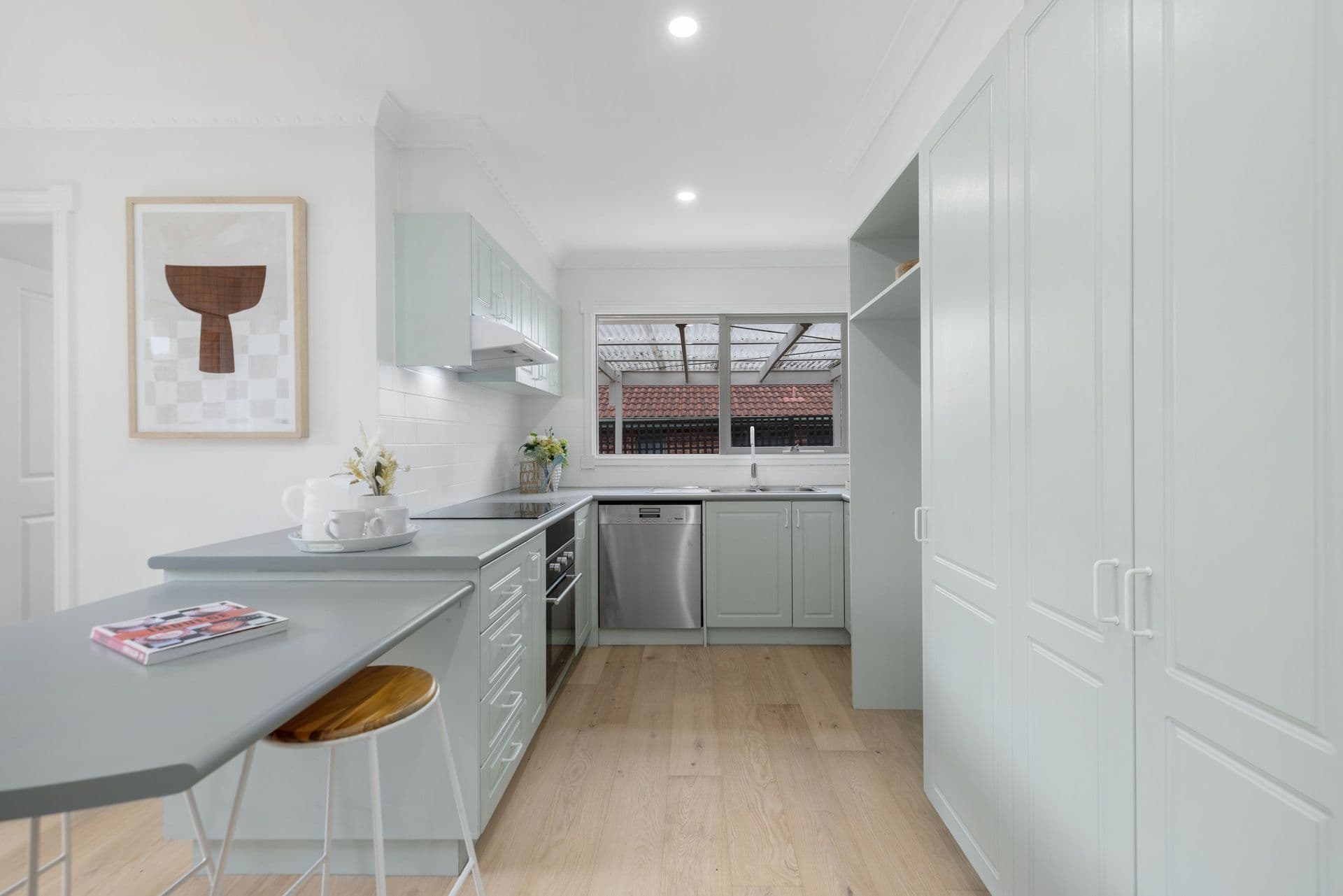 22 Simpson Street, Mitcham VIC 3132, Mitcham - Thumbnail 4