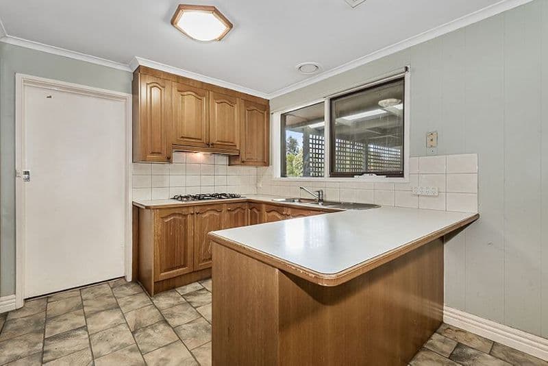 30 Medora Avenue, Bundoora VIC 3083, Bundoora - Thumbnail 2