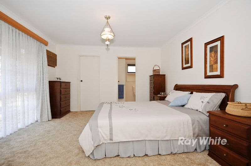 1 Amour Court, WANTIRNA SOUTH VIC 3152, Wantirna South - Thumbnail 8