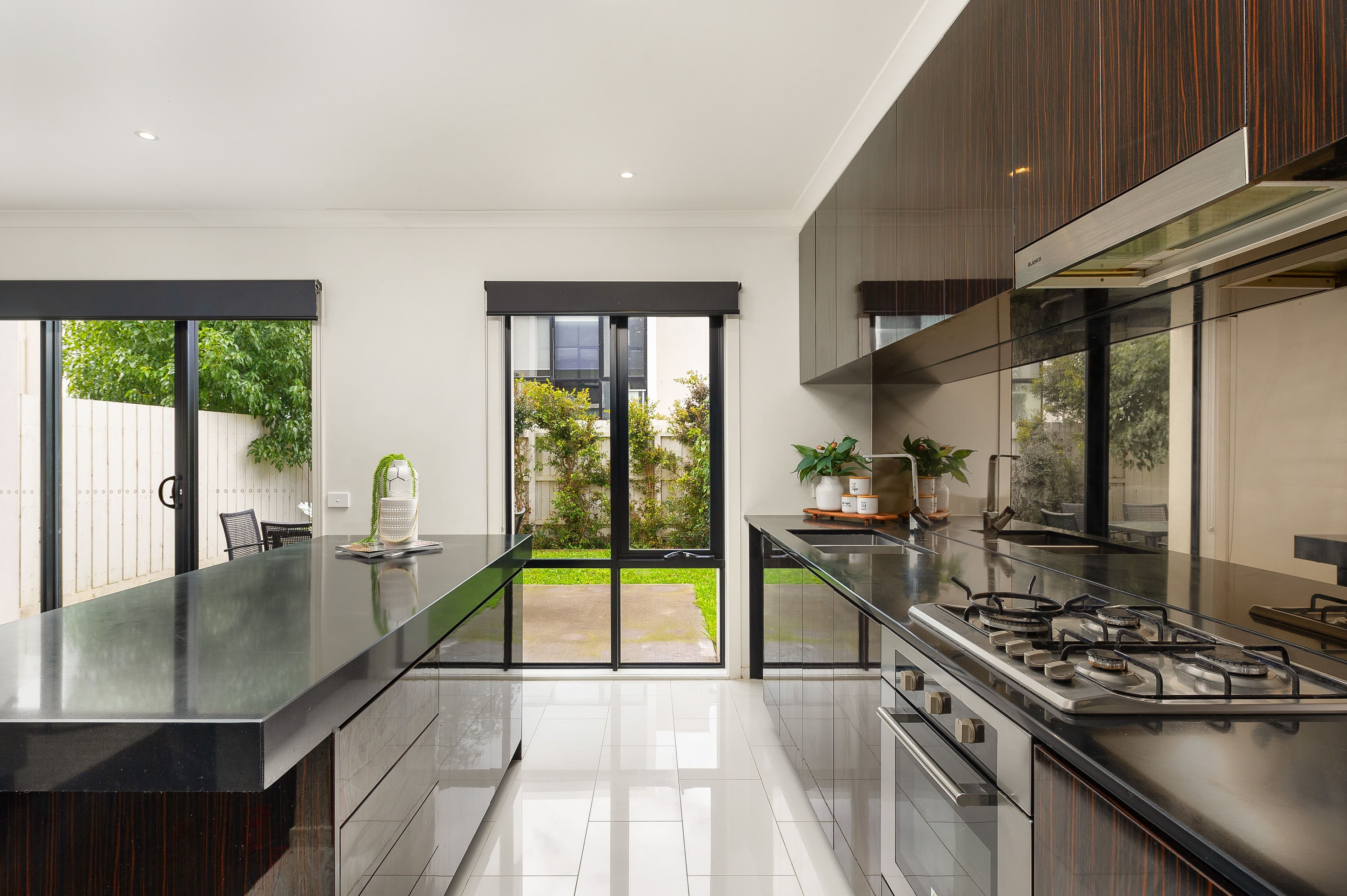 14 Surrey Court, Bundoora VIC 3083, Bundoora - Thumbnail 2